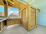 917 Westview - Photo 22