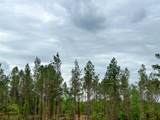 22 Cr 2145 - Photo 2