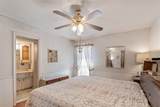 4627 Hollybrook Lane - Photo 15