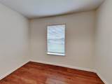 3906 Hawthorne Glen Court - Photo 10