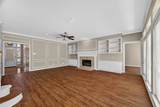 1903 Hillside Oak Lane - Photo 12