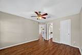 1903 Hillside Oak Lane - Photo 32