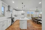 909 33rd Street - Photo 14