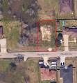 000 Pinedale Avenue - Photo 2