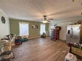935 Center St - Photo 16