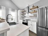 979 Selwyn Road - Photo 8