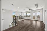 2001 Oceanview Drive - Photo 11