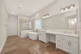 2211 Silverbonnet Street - Photo 31