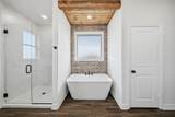105 Court Side Drive - Photo 18