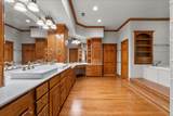 7306 Live Oak Circle - Photo 14