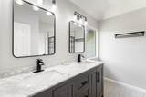8026 Loyel Pointe Drive - Photo 19