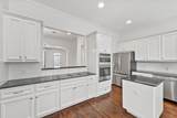208 Hawthorne Street - Photo 14