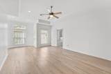 208 Hawthorne Street - Photo 16