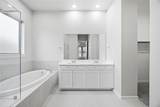 2717 Mackinac Bay Drive - Photo 22