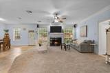 914 Pinewood Lane - Photo 18