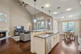 6815 Cottonwood Crest Lane - Photo 13