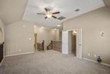 6815 Cottonwood Crest Lane - Photo 37