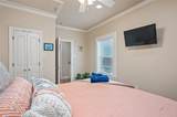 819 Eastview - Photo 19