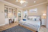 819 Eastview - Photo 22