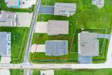 819 Eastview - Photo 43