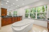 201 Vanderpool Lane - Photo 32
