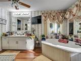 1010 Airline - Photo 13