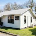 453 Washington Street - Photo 2