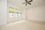 818 Yale Street - Photo 23