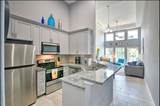 9520 Seawall Boulevard - Photo 10