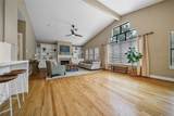 5022 Darling Street - Photo 14