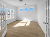 1941 Riverside Circle - Photo 2