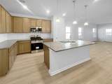 1941 Riverside Circle - Photo 3