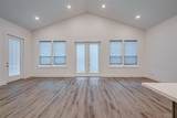 713 Baywood Drive - Photo 11