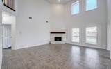 2402 Leslie Lane - Photo 18