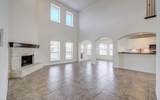 2402 Leslie Lane - Photo 20