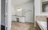 2402 Leslie Lane - Photo 29