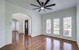 2402 Leslie Lane - Photo 8