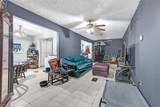 203 Lazy Hollow Lane - Photo 9