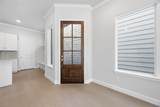 5523 Katy Freeway - Photo 3