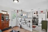 1505 Burt Street - Photo 10