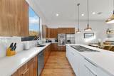 606 Oakley Street - Photo 16