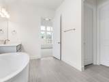 29738 Shady Glade - Photo 16