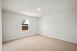 15830 Berry Hill Drive - Photo 6