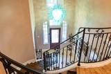 9006 Stones Throw Lane - Photo 17
