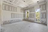 312 W 9th St - Photo 18