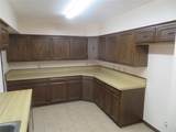 300 Ling Street - Photo 11