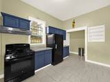 305 Live Oak Street - Photo 3