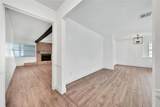9411 Roos Road - Photo 11