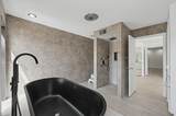 2 Waters Edge Street - Photo 33