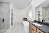 9606 Chateau Hill - Photo 19